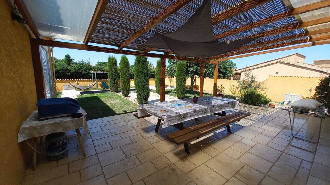 Photo of Outdoor in Aubord