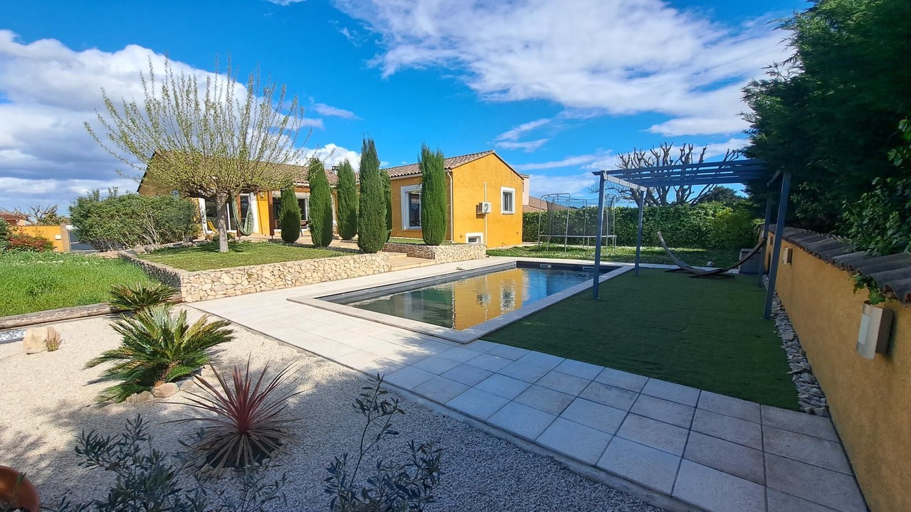 Photo of Outdoor in Aubord