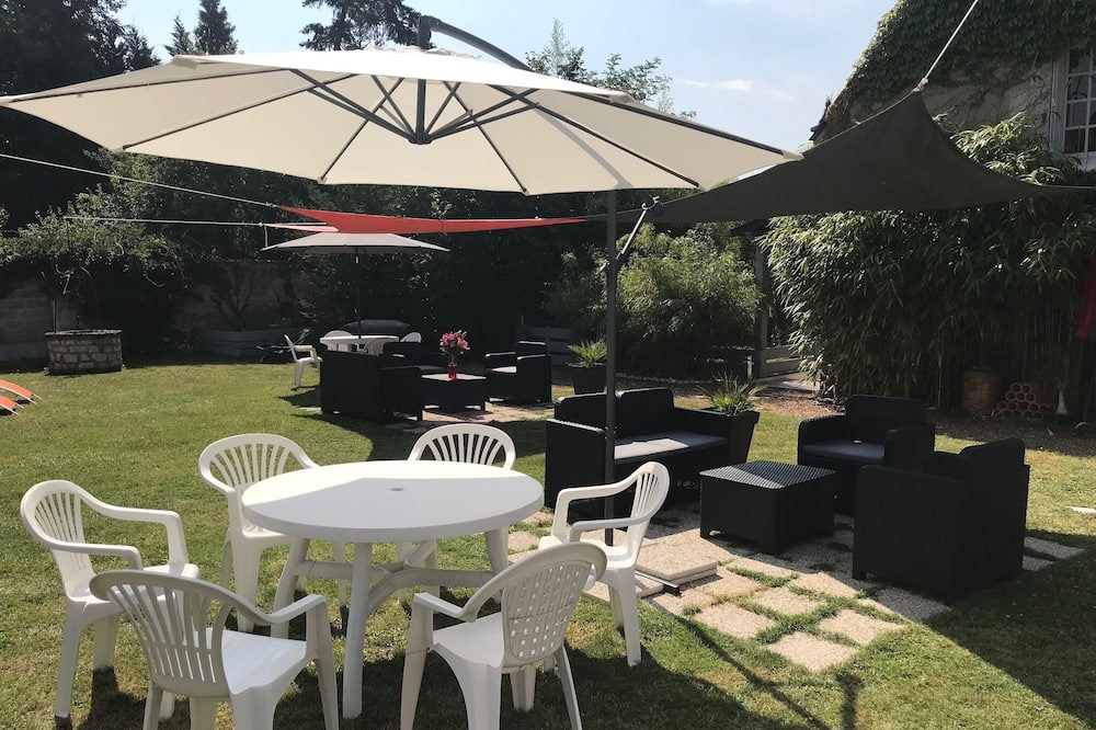 Photo of Patio Balcony in Chenonceaux