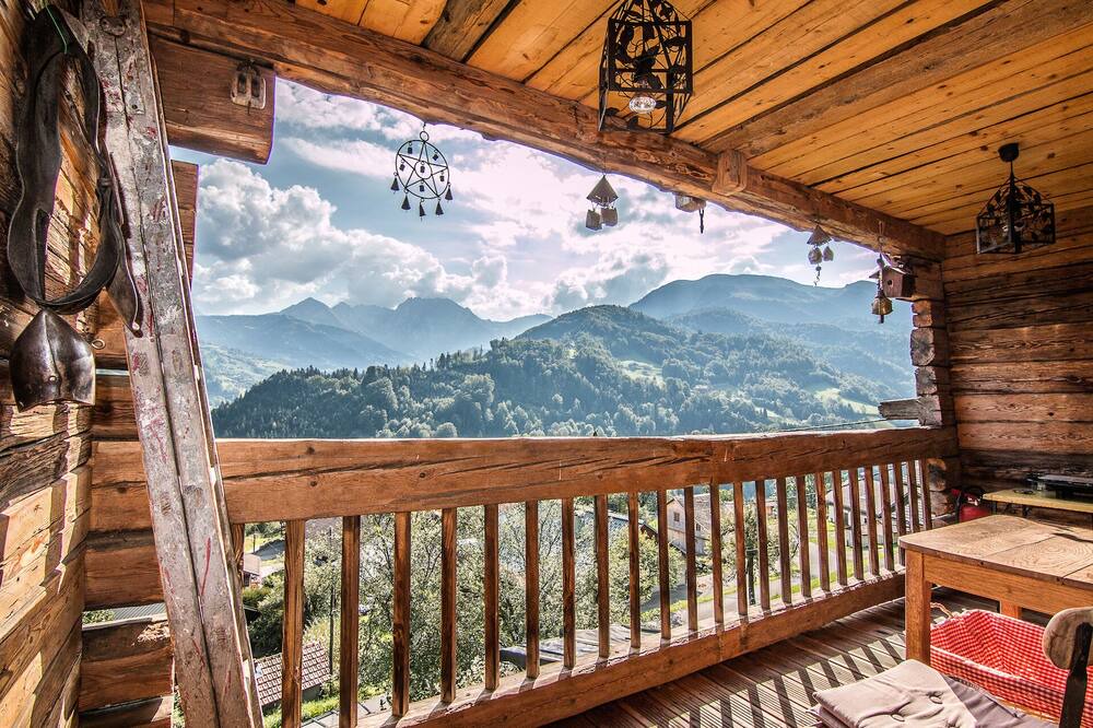 Photo of Patio Balcony in Les Clefs