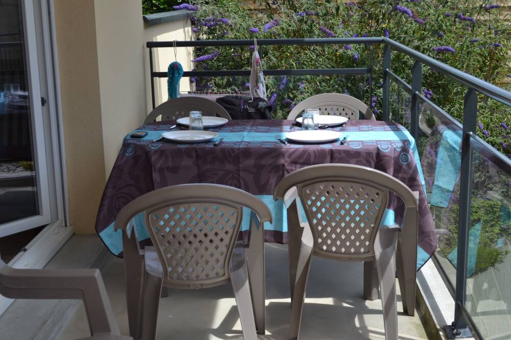 Photo of Patio Balcony in Lancieux