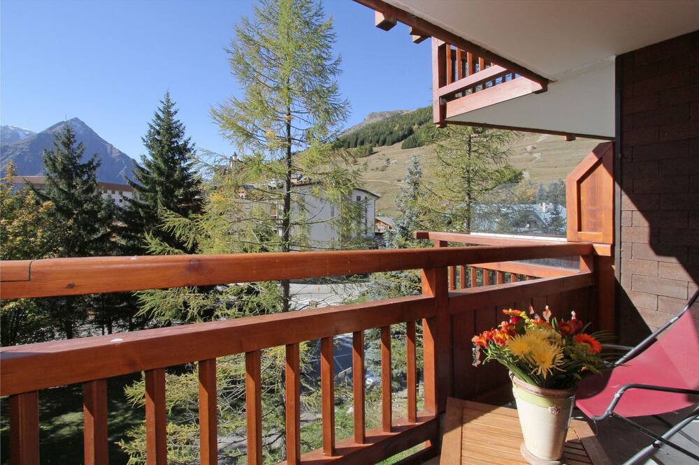 Photo of Patio Balcony in Mont-de-Lans