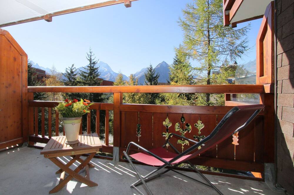 Photo of Patio Balcony in Mont-de-Lans