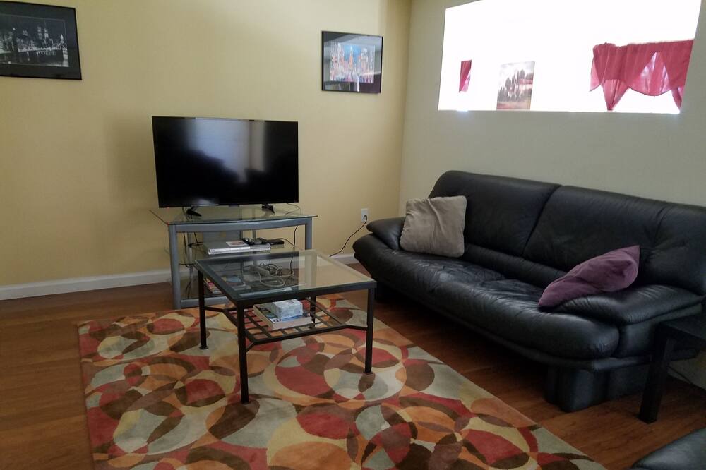 Photo of Bedroom in Country Club