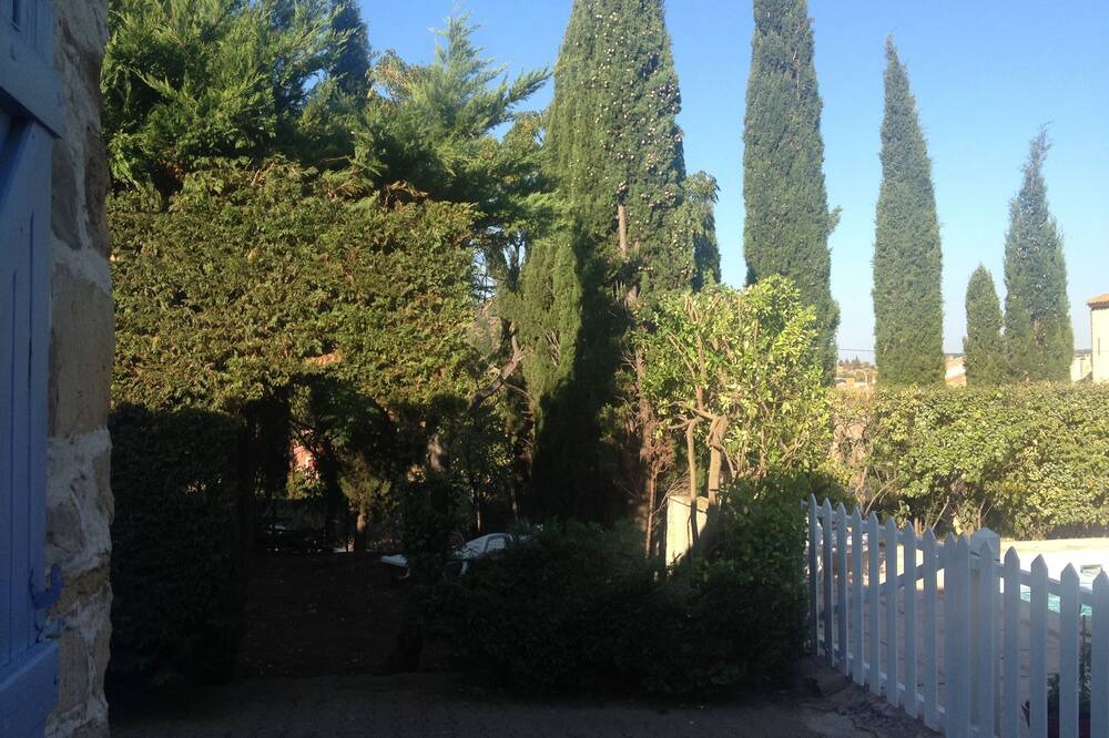 Photo of Outdoor in Montseret