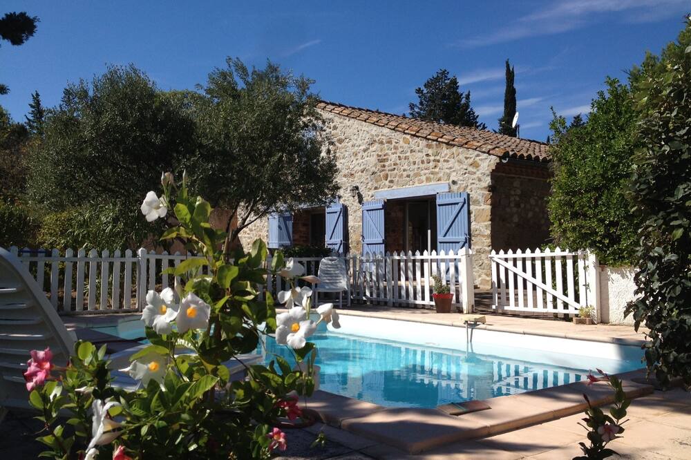 Photo of Outdoor in Montseret