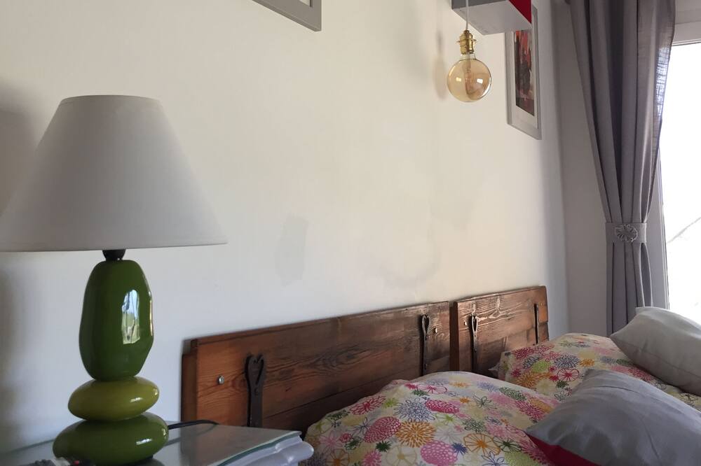 Photo of Bedroom in Montseret
