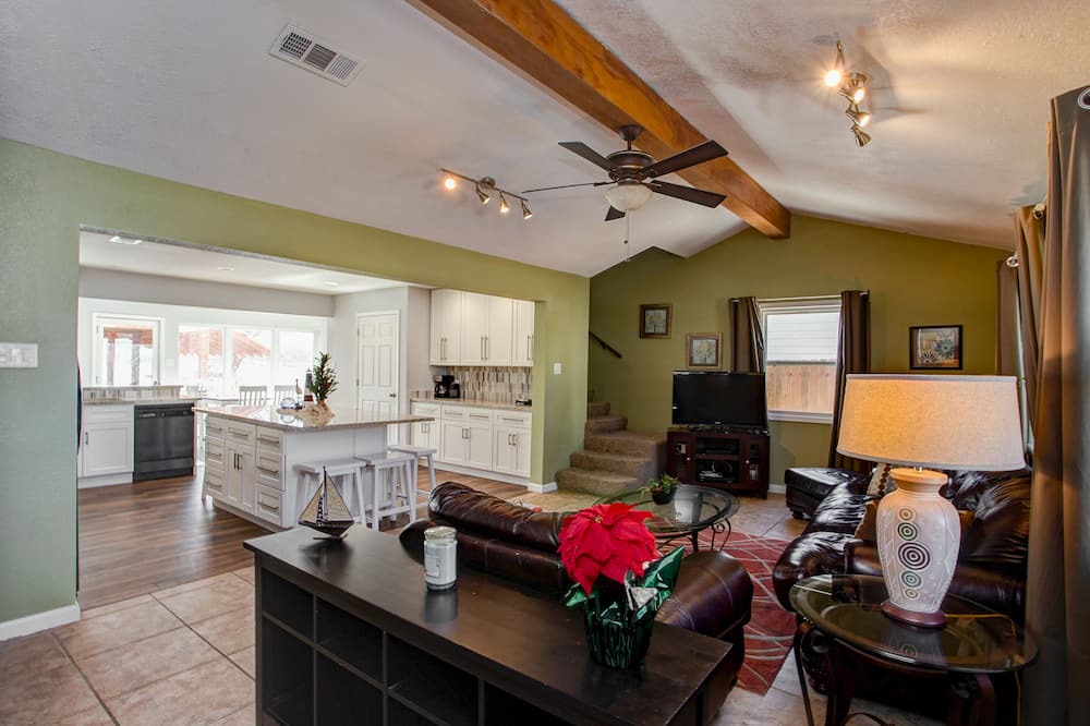 Photo of Kitchen in Azle