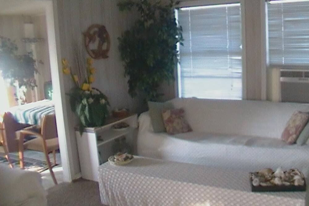 Photo of Livingroom in Surfside Beach