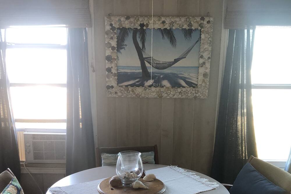 Photo of Bedroom in Surfside Beach