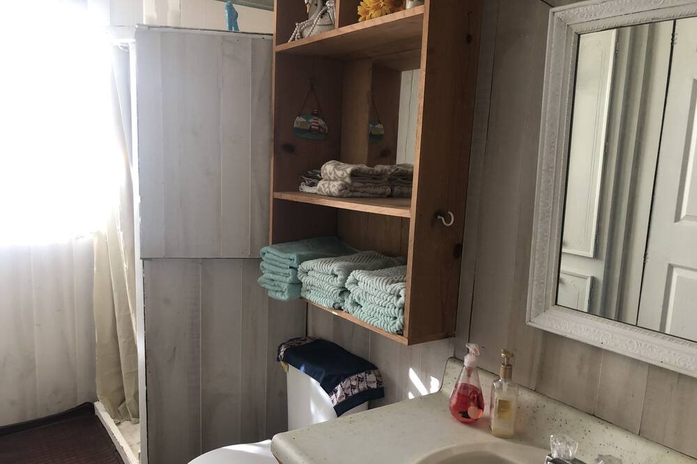 Photo of Bathroom in Surfside Beach