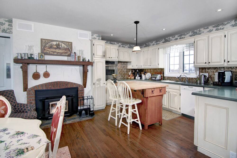 Photo of Kitchen in Louth