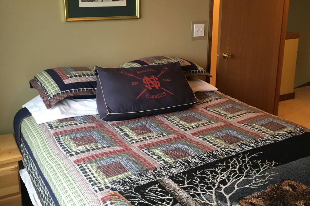Photo of Bedroom in Bonner County
