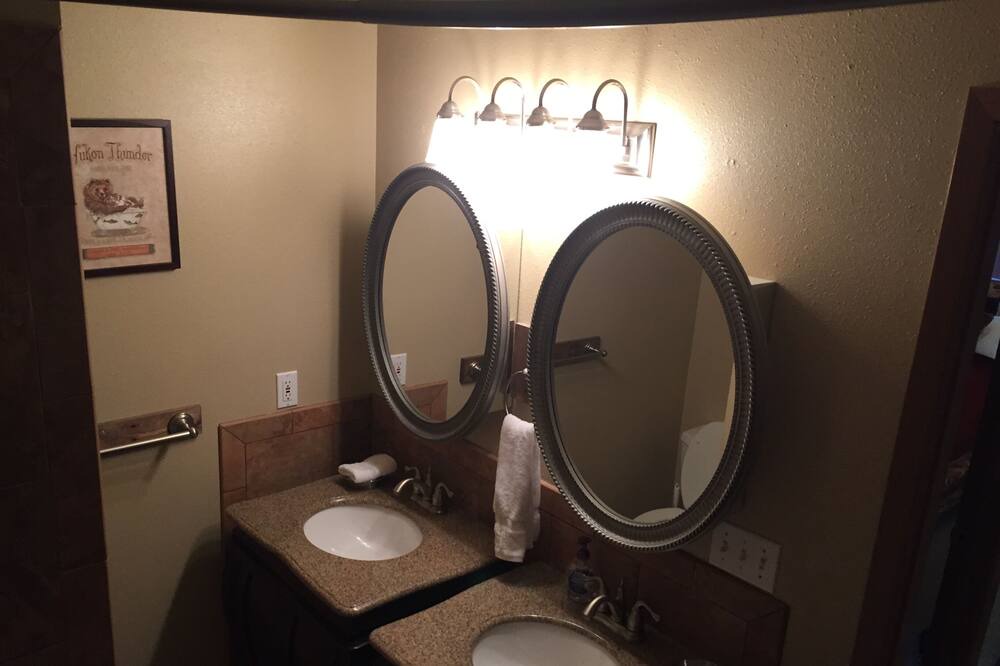 Photo of Bathroom in Bonner County
