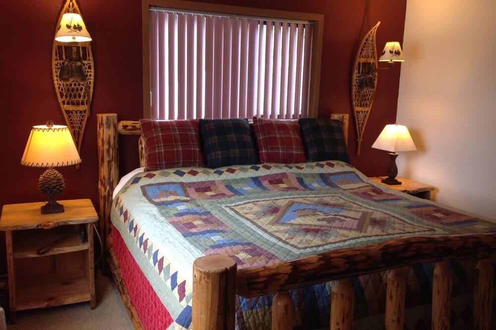 Photo of Bedroom in Bonner County