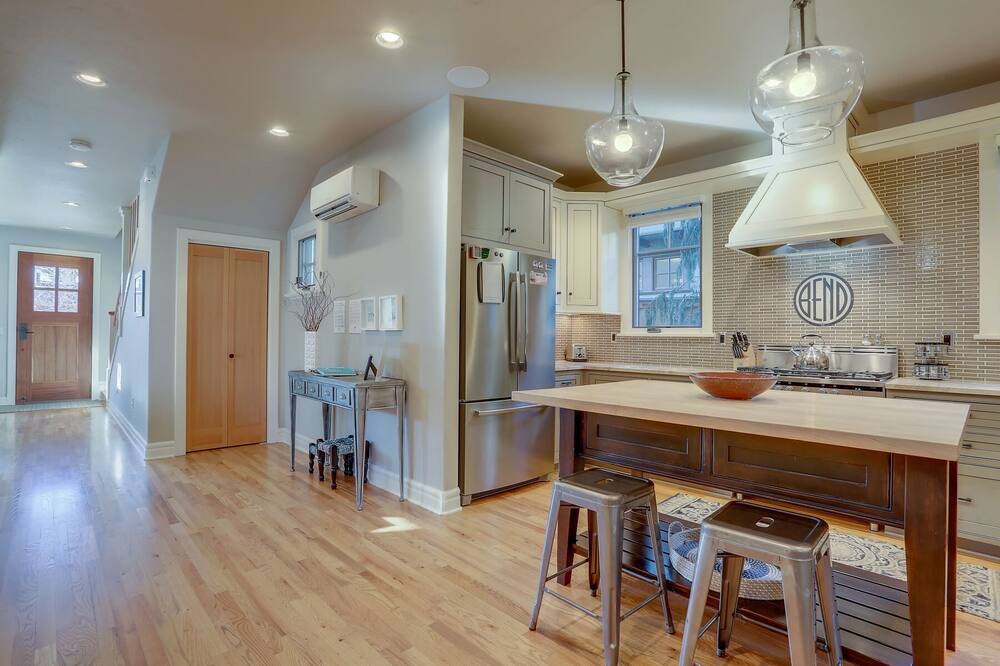 Photo of Others in River Terrace