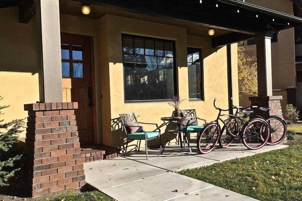 Photo of Others in River Terrace