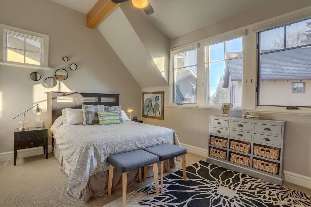 Photo of Others in River Terrace