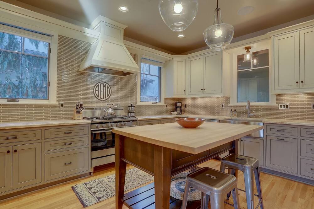 Photo of Others in River Terrace