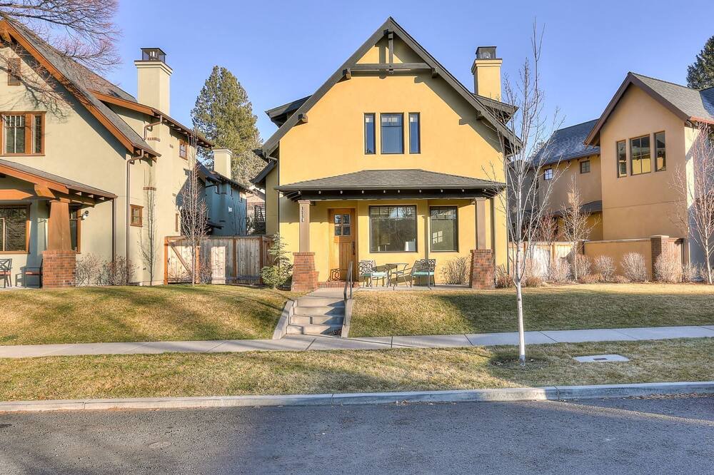 Photo of Others in River Terrace