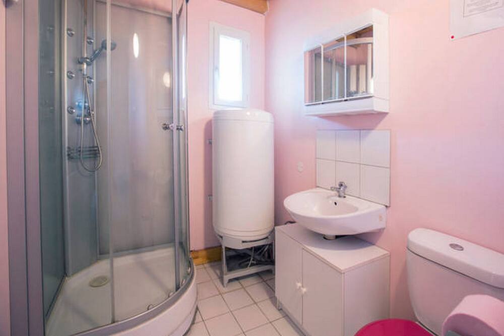 Photo of Bathroom in Saint-Cyprien