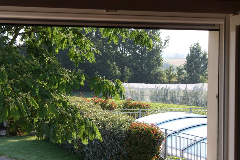 Photo of Outdoor in Lafrancaise