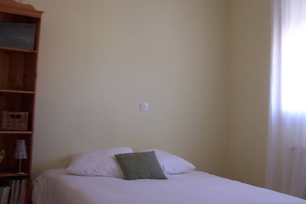 Photo of Bedroom in Cournonsec