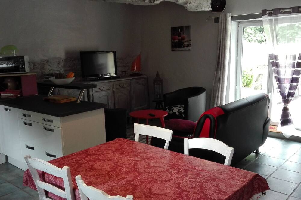 Photo of Livingroom in Plumaudan