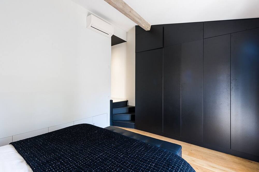 Photo of Bedroom in Libourne