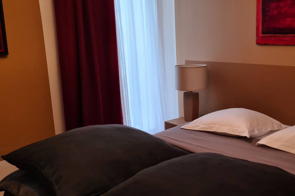 Photo of Bedroom in Sainte-Honorine-des-Pertes