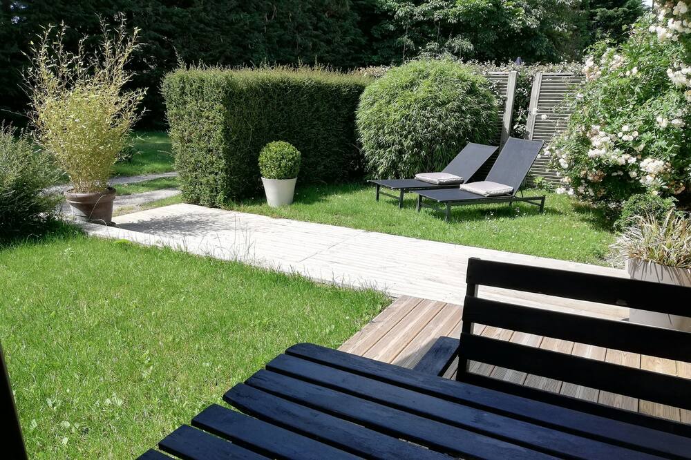 Photo of Outdoor in Sainte-Honorine-des-Pertes