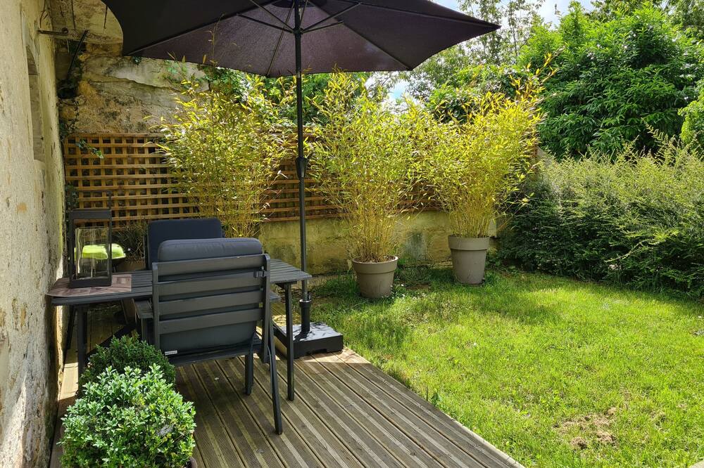 Photo of Patio Balcony in Sainte-Honorine-des-Pertes