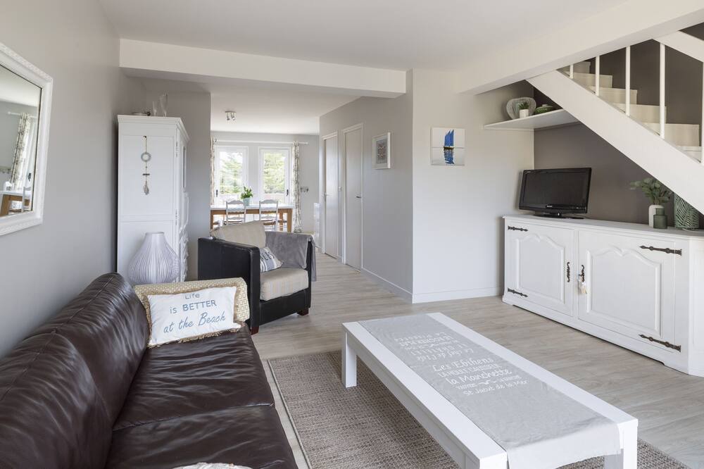 Photo of Livingroom in Saint-Jacut-de-la-Mer