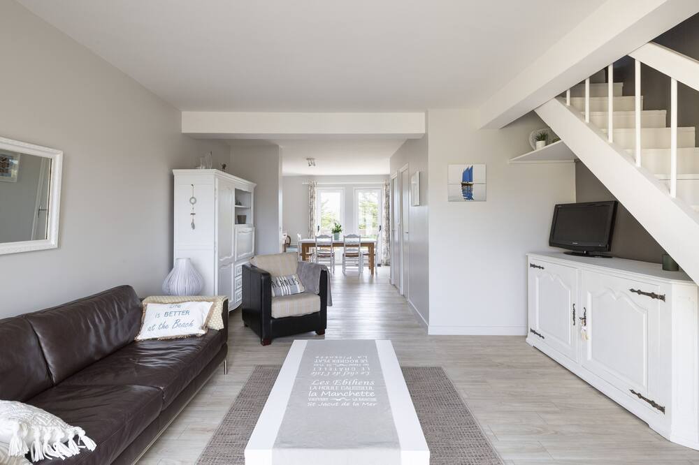 Photo of Livingroom in Saint-Jacut-de-la-Mer