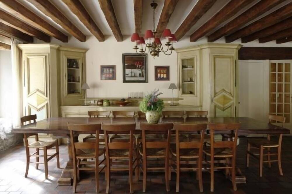 Photo of Others in Chateau-Landon