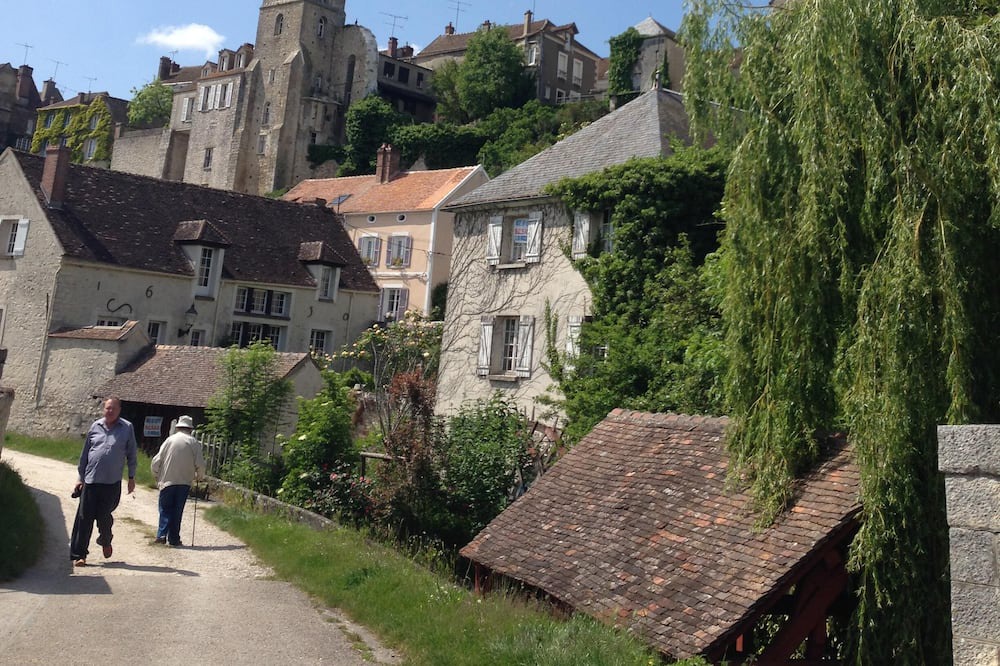 Photo of Outdoor in Chateau-Landon