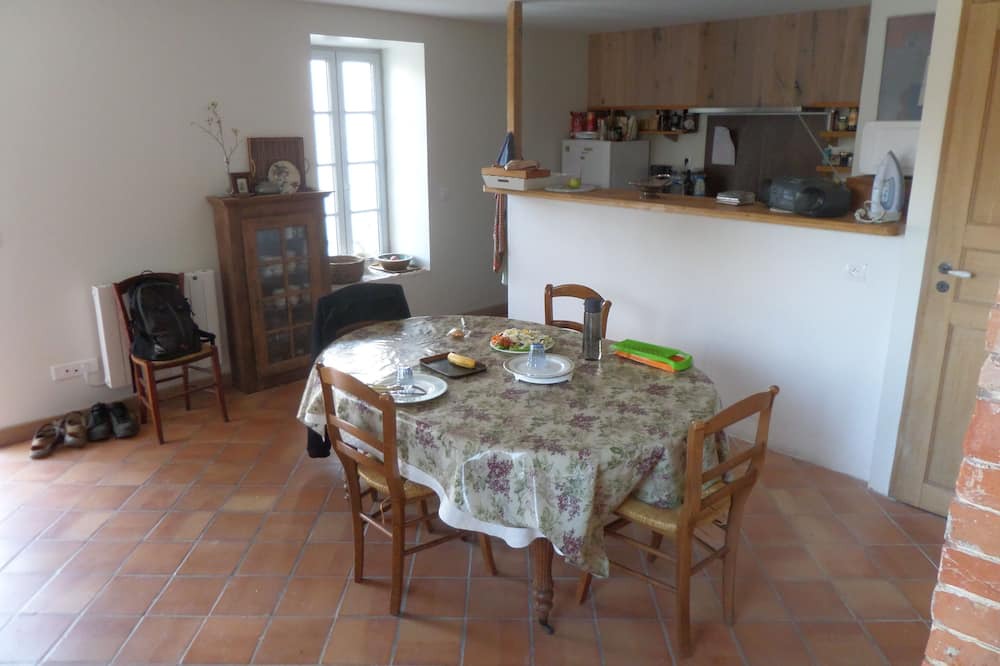 Photo of Kitchen in Nieul-sur-Mer
