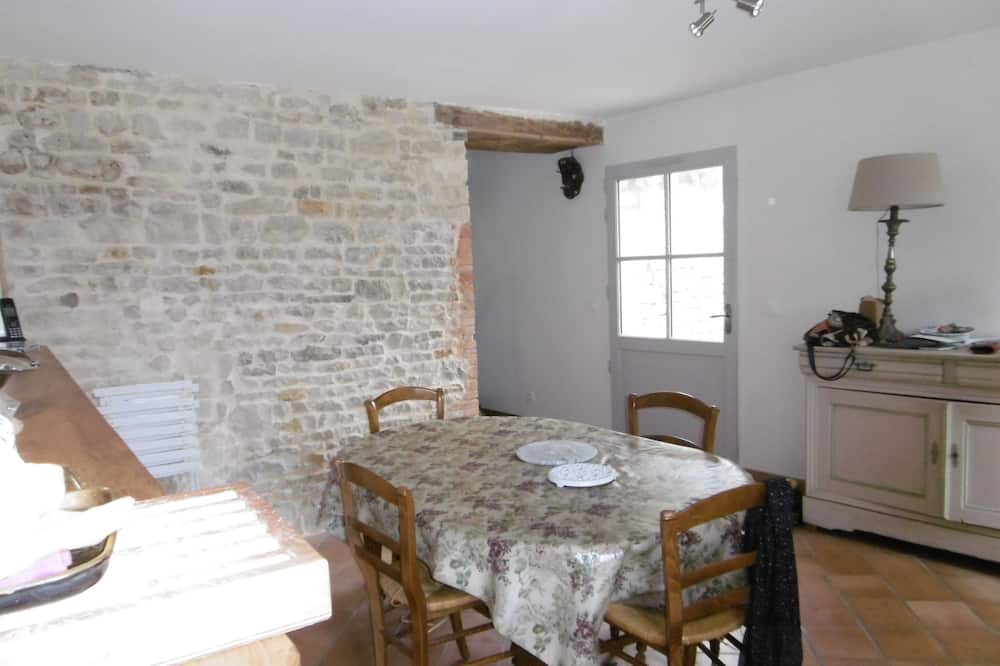 Photo of Kitchen in Nieul-sur-Mer