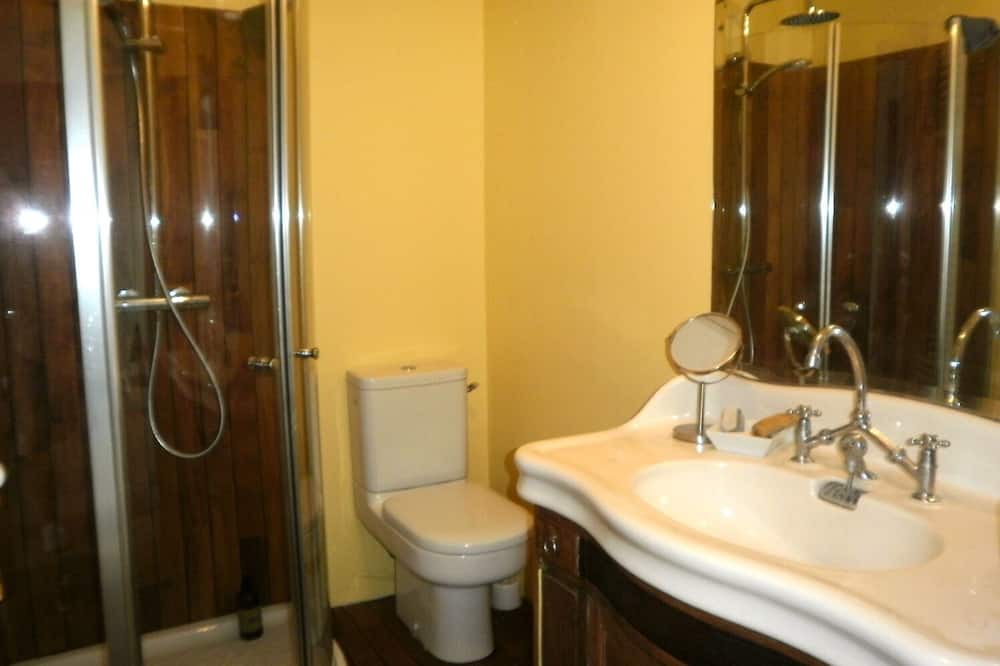 Photo of Bathroom in Nieul-sur-Mer