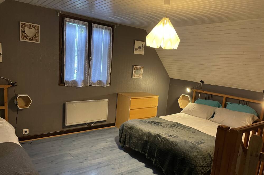 Photo of Bedroom in Cauterets