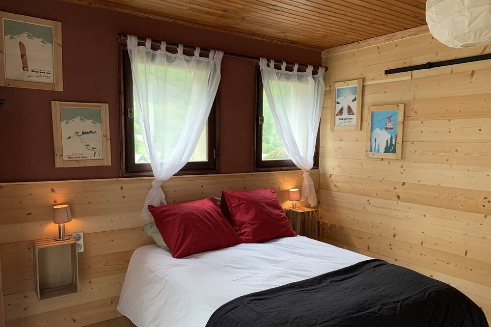 Photo of Bedroom in Cauterets