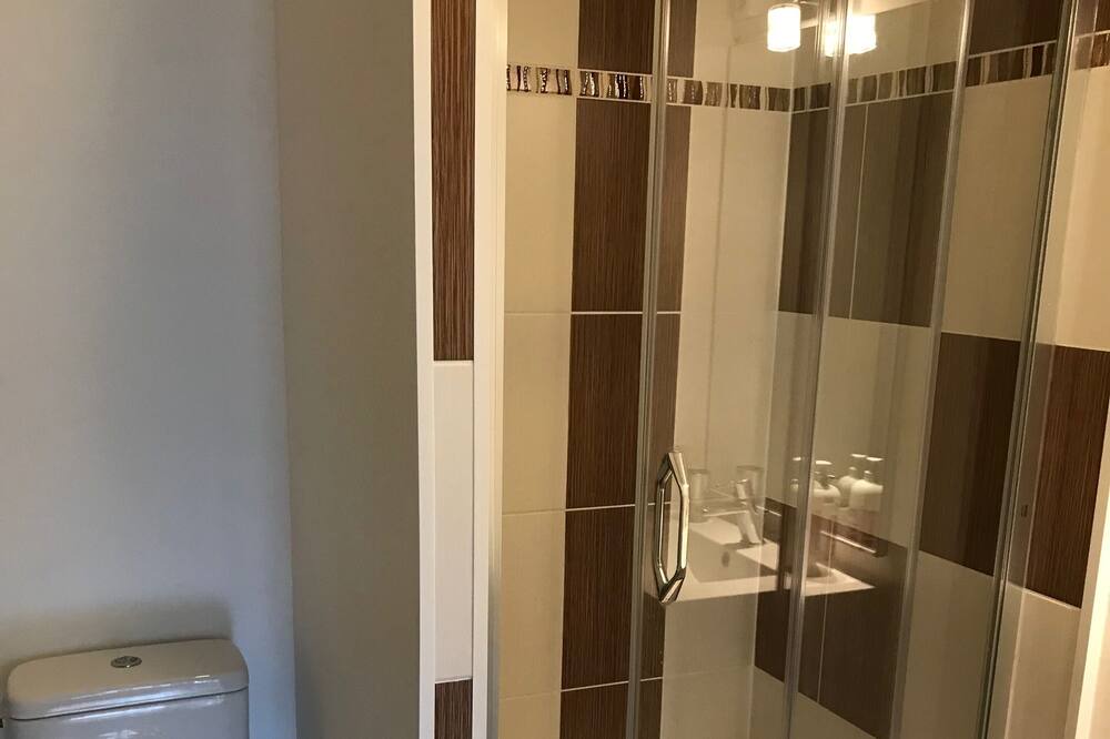Photo of Bathroom in Beauvezer