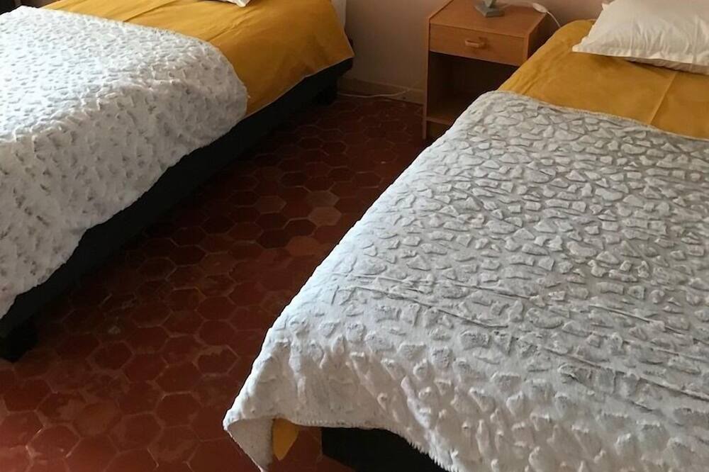 Photo of Bedroom in Beauvezer