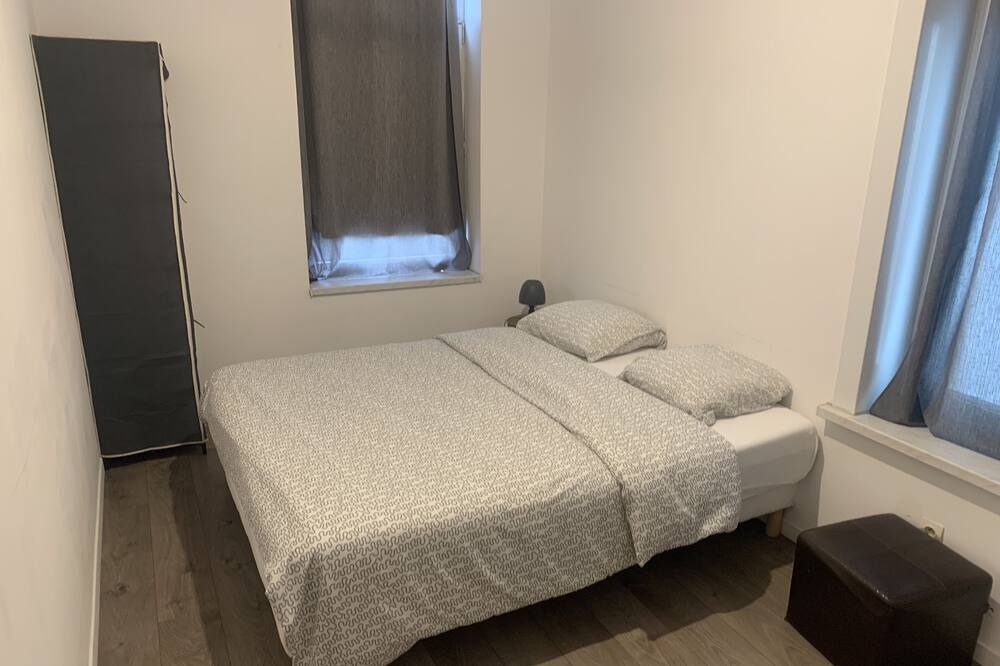 Photo of Bedroom in Coudekerque-Branche