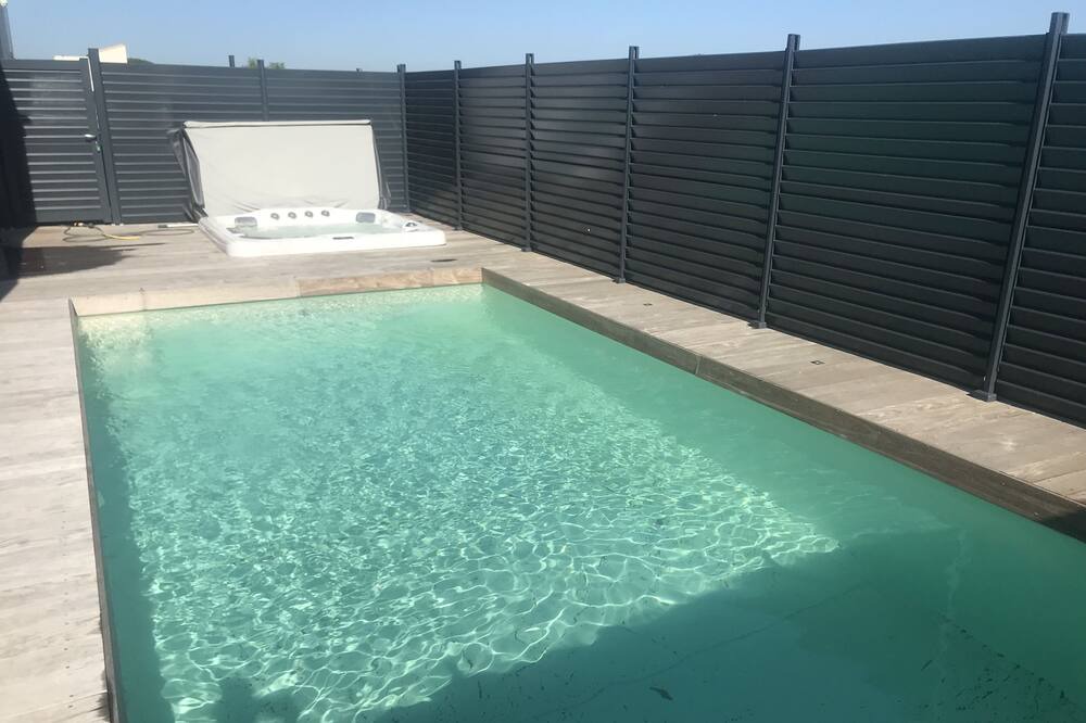 Photo of Outdoor in Aimargues