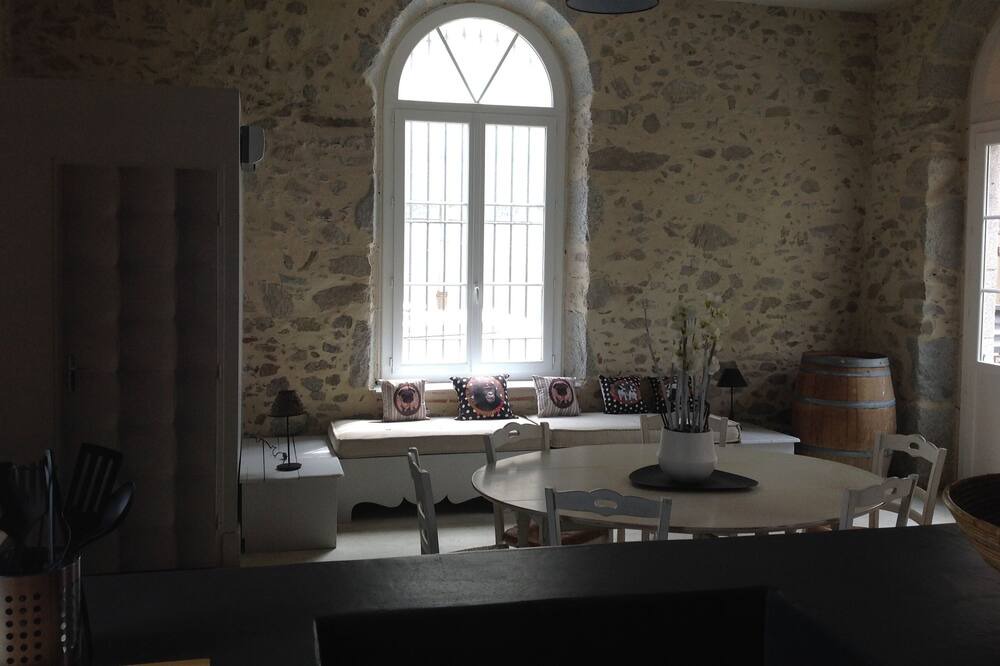 Photo of Livingroom in Mazamet