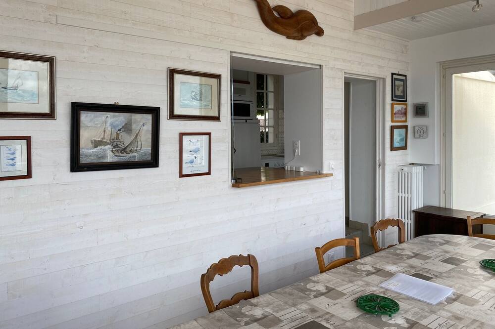Photo of Kitchen in Langrune-sur-Mer