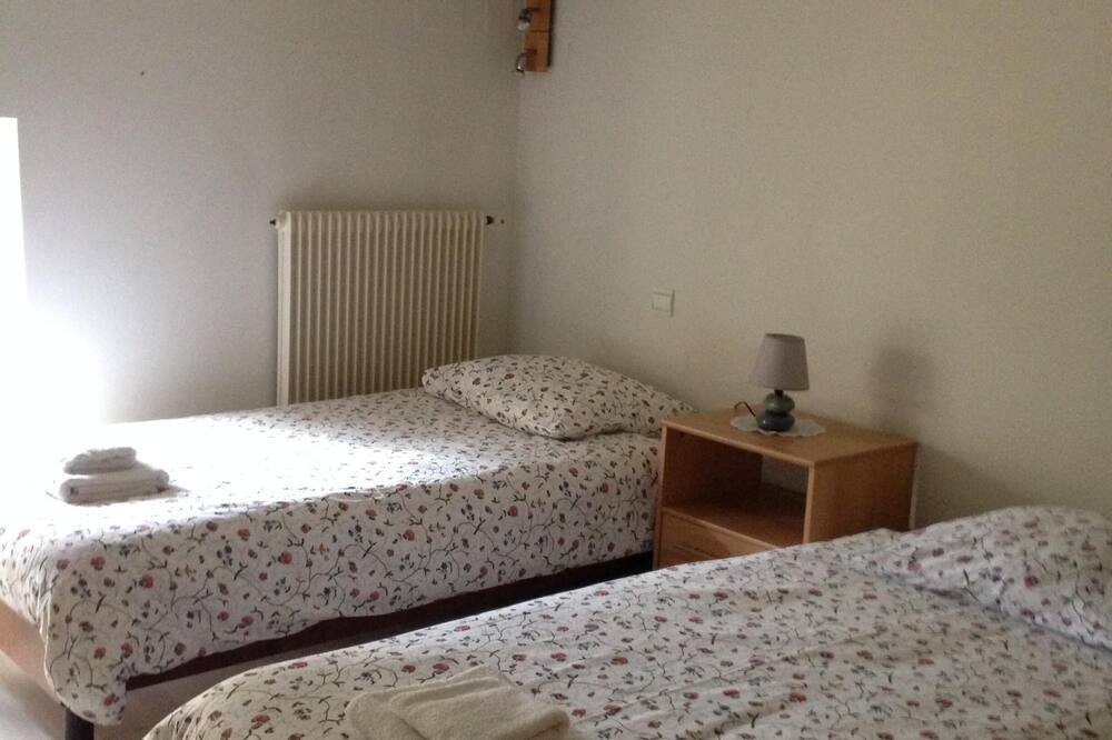 Photo of Bedroom in Roquecor