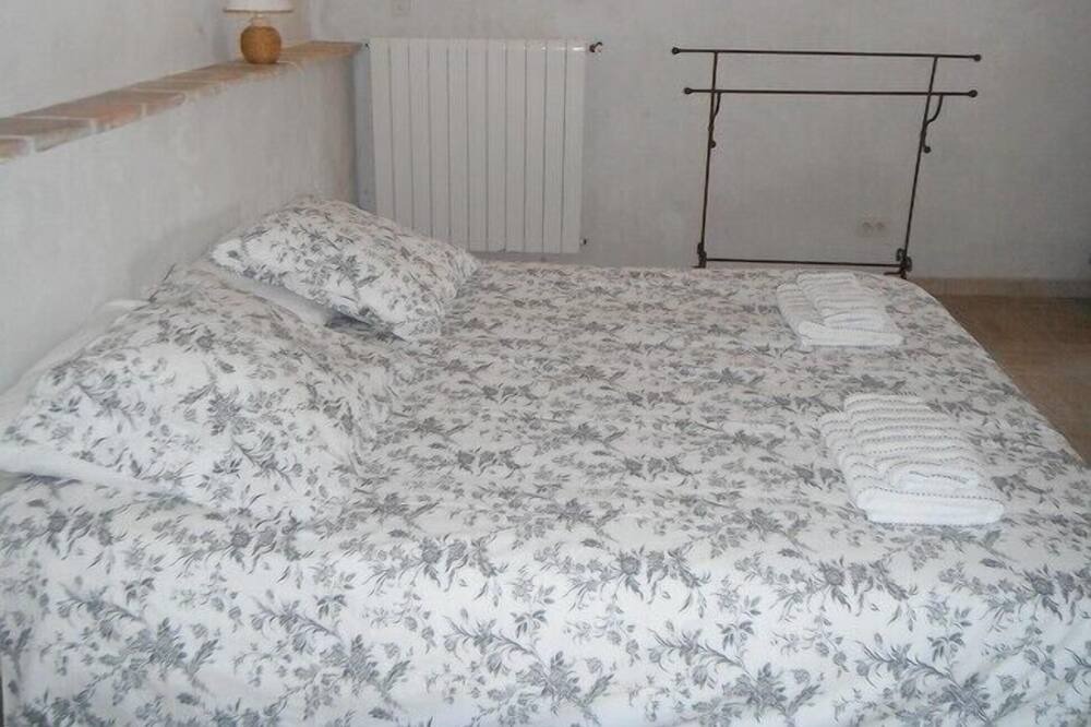 Photo of Bedroom in Roquecor
