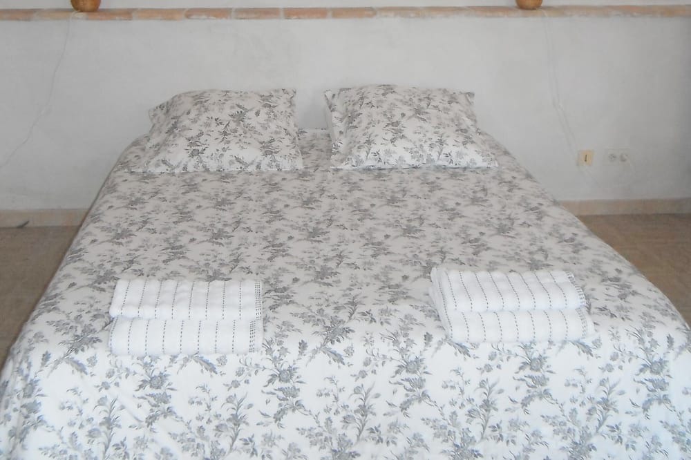 Photo of Bedroom in Roquecor